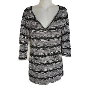 White House Black Market Women's Top Small Knit 3/4 Sleeve Black White Silver